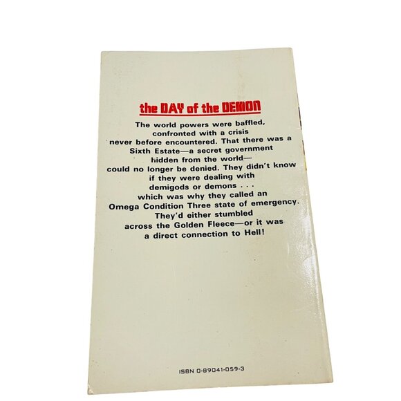 The Alpha Trap By Stuart J. Byrne Vintage Paperback Book 1976 - Picture 3 of 5